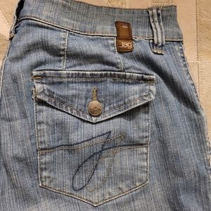 Jag Mid Length Short